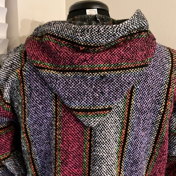 HOODIE Size Large - Picture 6 of 9